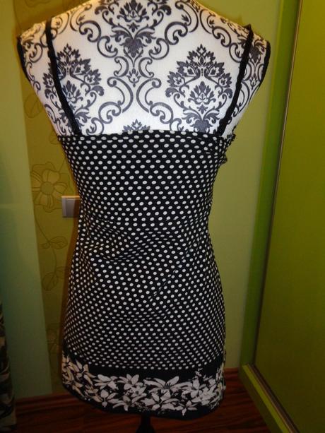 Krásný černobílý top 38/40, e-vie,40