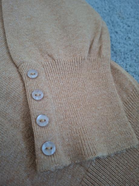 Svetr na knoflíčky, colours of the world,l