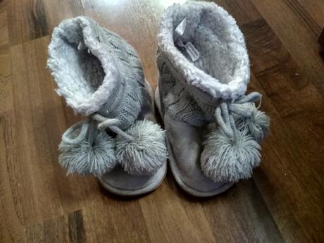 Botičky s bambulkou, h&m,22