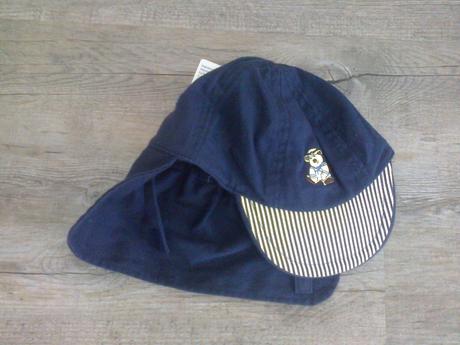 Kšiltovka se zapínacím krytím krku, 86