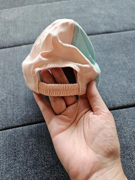 Kšiltovka c&a, vel. 6/9 měsíců, c&a,74