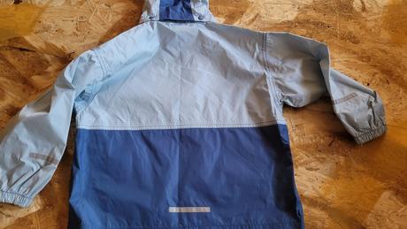 Bunda a tepláková souprava, 104