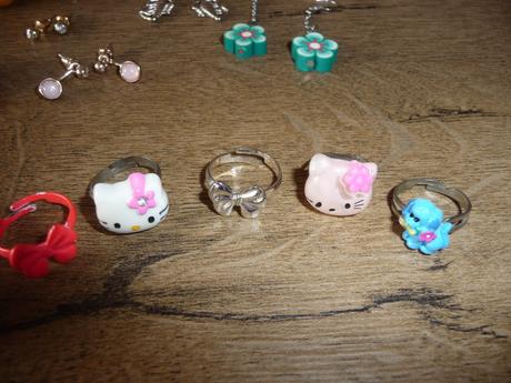 Mix 18 prstýnků a naušniček- cena za vše, 
