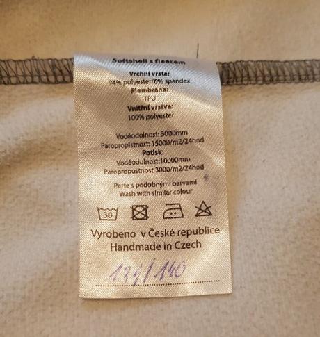 Tmavomodrá softshellová bunda s dinosaury, 134/140, 134