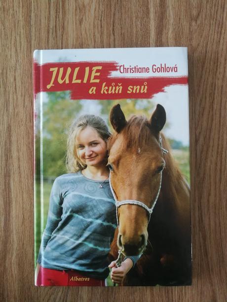 Kniha julie a kůň snů, 