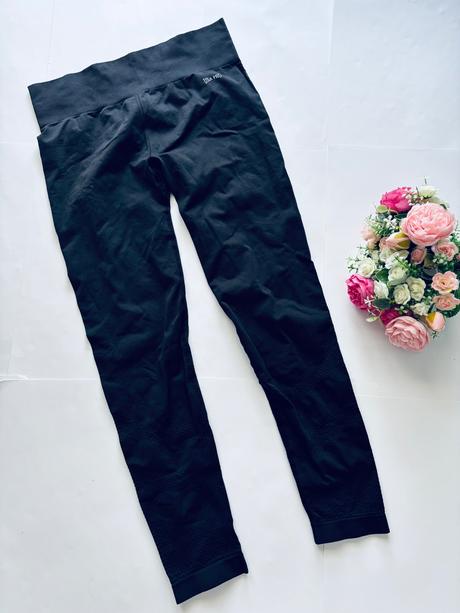 K4/ leginy sportovní černé - v.38, usa pro,m