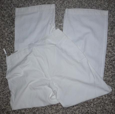 Bílé rovné kalhoty na vel.m-max.l, m