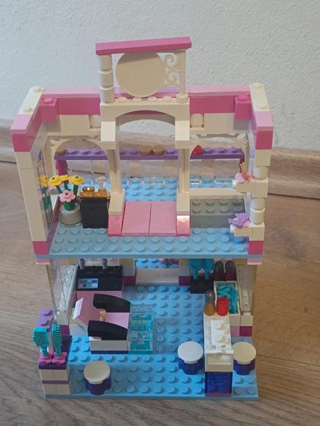 Lego friends 41058 obchodní zóna heartlake, 