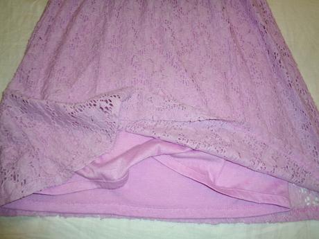 Nádherné fialkové krajkové šaty 158/164, 158