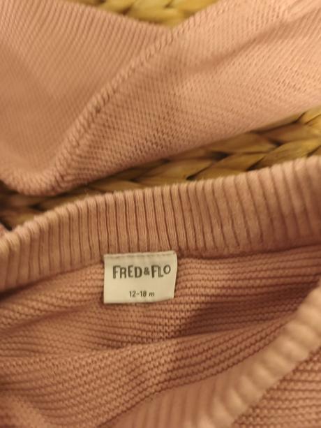 Pletený komplet s králíčky zajíčky, f&f,86