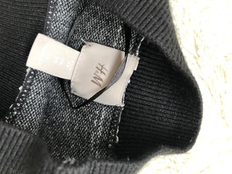 H&m xs kostkovany cernobily svetr, h&m,xs