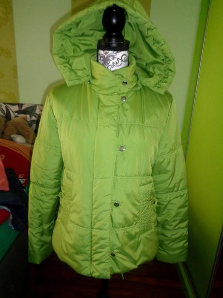 Krásná hráškově zelená prošívaná bunda, next,40