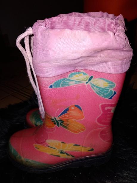 Dívčí gumáky motýlci vel. 28, vnit.stélka 18.5 cm, 28