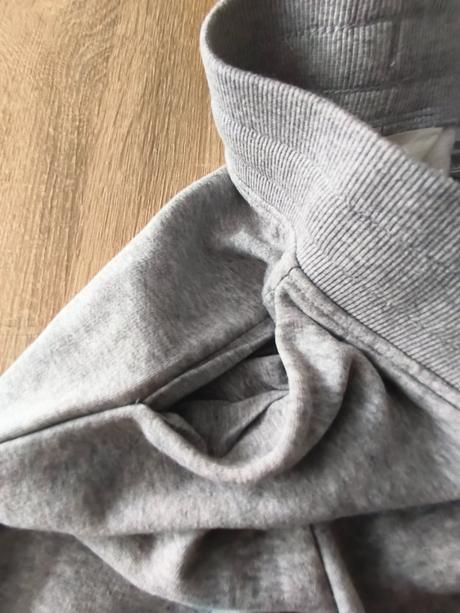 Dětské tepláky, h&m,146