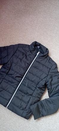 Bunda zn."zeeman" vel."134-140", 140