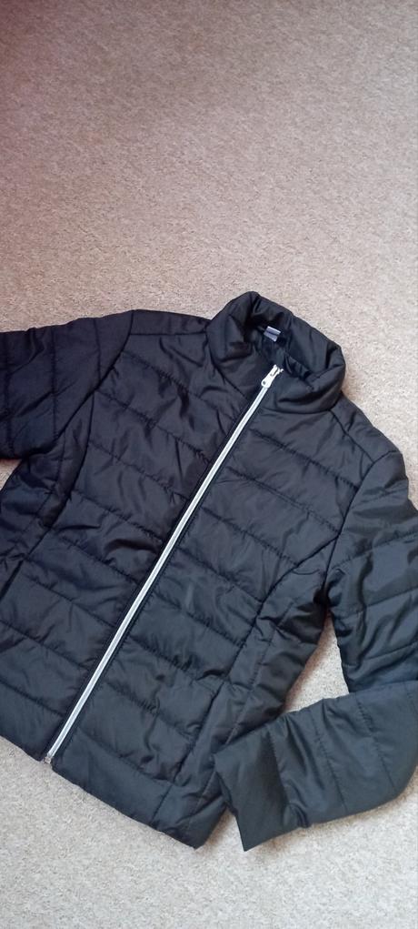 Bunda zn."zeeman" vel."134-140", 140