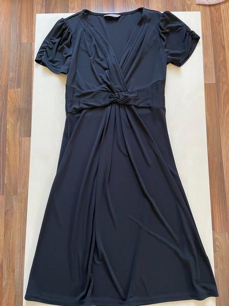 Nové černé šaty v pase do uzlu, vel s, marks spenc, s