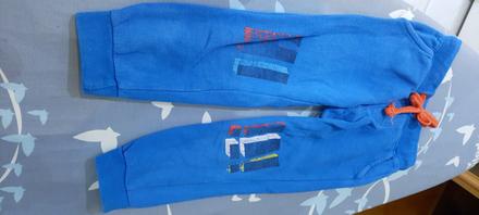 Chlapecké tepláky vel. 104., 104