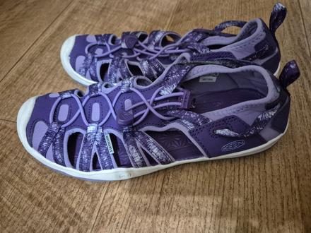 Nové dívčí sandále keen vel. 35 (22 cm), keen,35