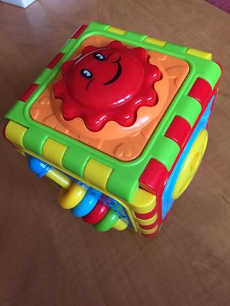 Interaktivní kostka,