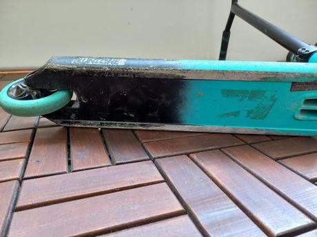Freestyle koloběžka blunt one s3 teal,