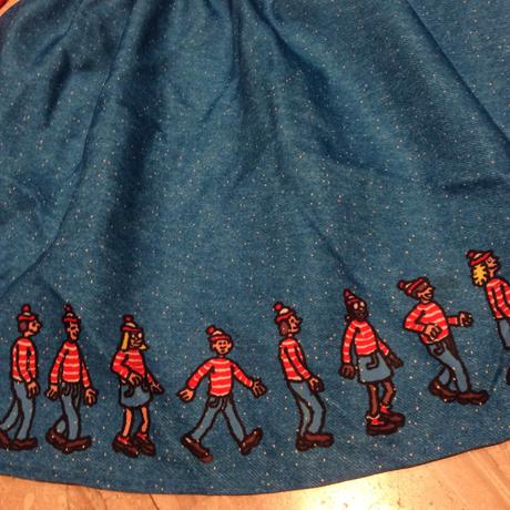 Kostým ,,kde je wally", 