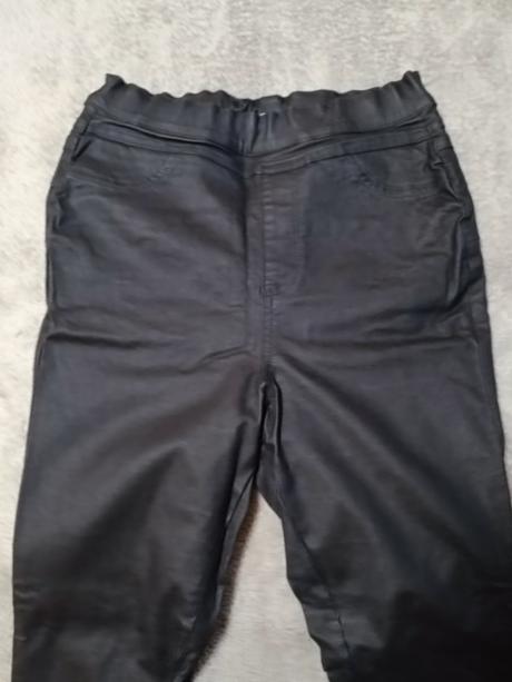 Koženkové kalhoty, f&f,36