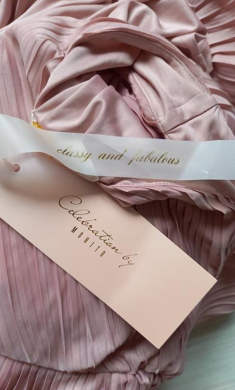 Nový plesové luxusní šaty, mohito,xs