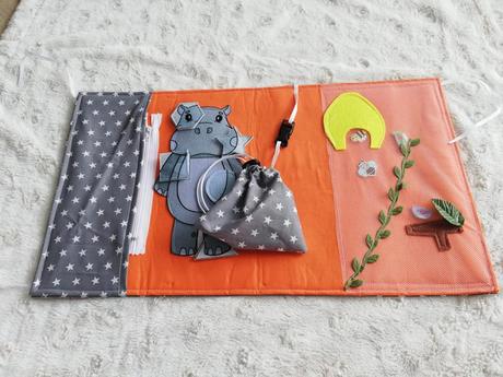 Skládaci kniha aktivit, 