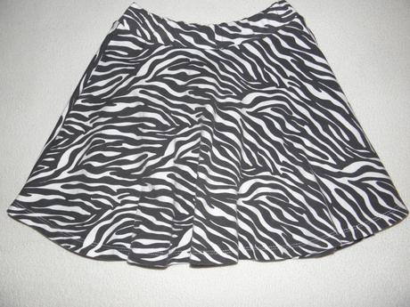 Dívčí kolová sukně zn. c&a vel.122/128, c&a,122