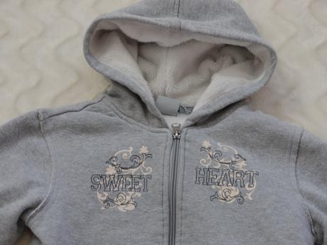 Velmi tepla mikina s koziskem vel. 128, alive,128