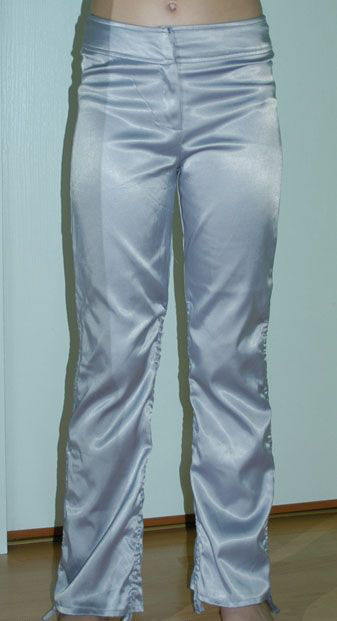 Společenské saténové šedé kalhoty s řasením, 146