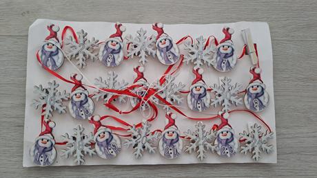 Adventní kalendář s kolíčky, 