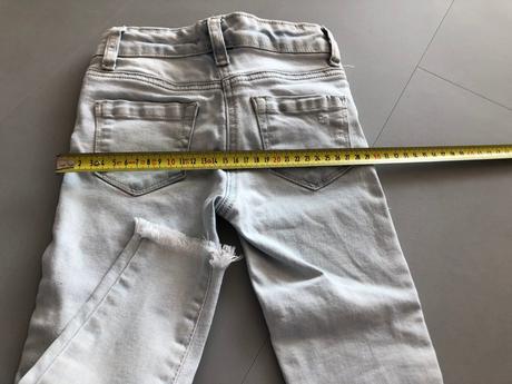 Džíny next 4 roky vel.104 cm výšivka kytka motýlek, next,104