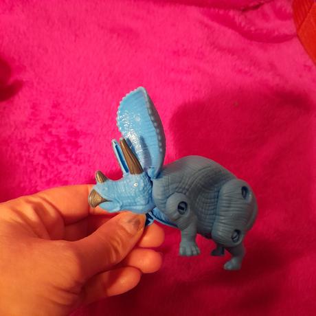 Modrý skládací dinosaurus plastový,