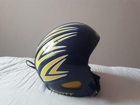 Dětská lyžařská helma scott, l