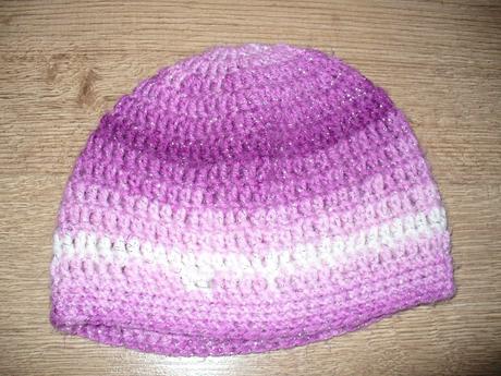 Jarní čepice ručně háčkovaná na 4-5 roků zn. eyya, 104