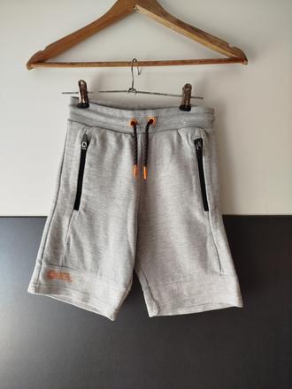 Kraťasy zn. f&f vel.128, f&f,128