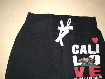 Značkové tepláky vel.122, 122