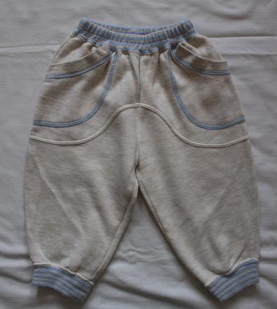 W372, bavlněné tepláky 6-9 měs., adams,74
