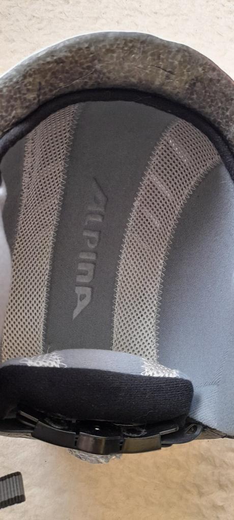 Alpina dětská lyžařská přilba, alpina sports