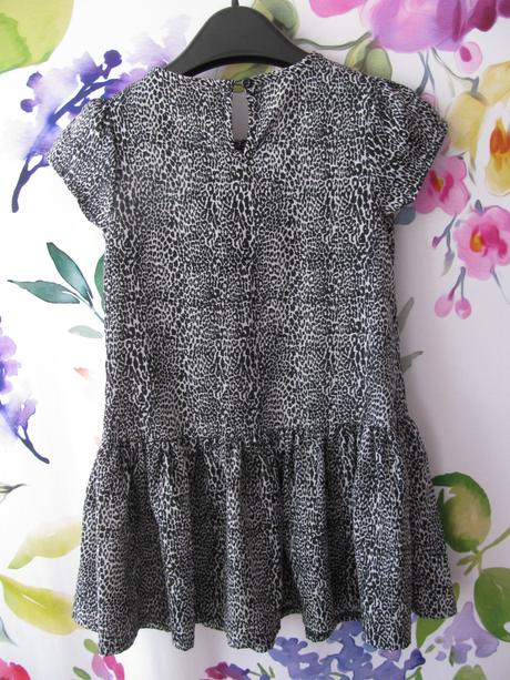 Letní dívčí šaty, 122