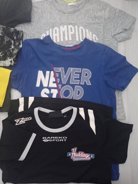 Mix triček 140/146, 140