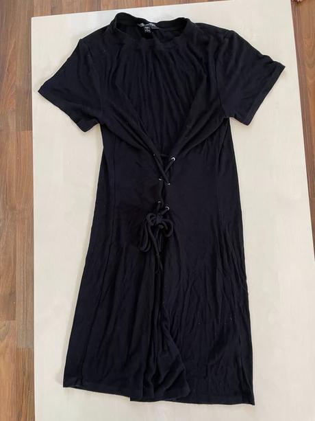 Černé šaty se šněrovačkou od miss selfridge, vel m, miss selfridge,m