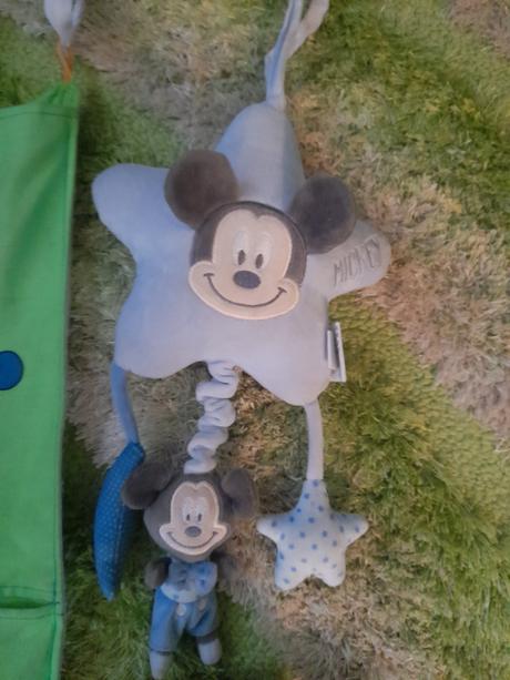 Kapsář večerníček,hrací hračky a polštářek, 