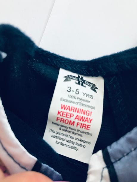 An3/ kostým husopaska - v.3/5 let, 