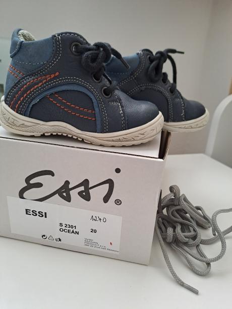 Celoroční botky vel 20, essi,20