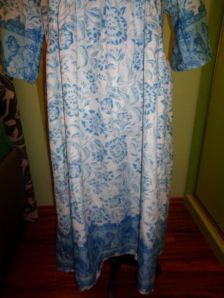 Krásné květované bílotyrkysové šaty, xl