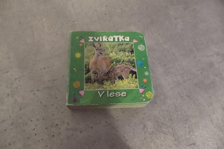 Knížečka zvířátka v lese,