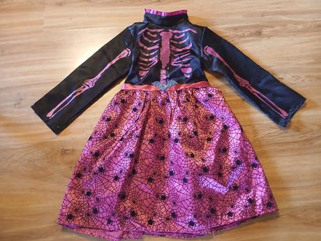 Dívčí kostým, vel. 5-6 let, 110-122, pepco,110